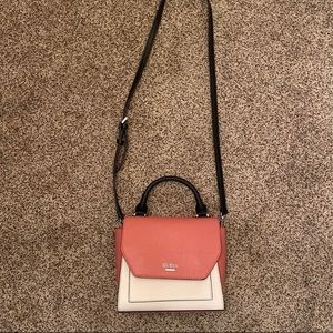 Guess Handbag Crossbody bag